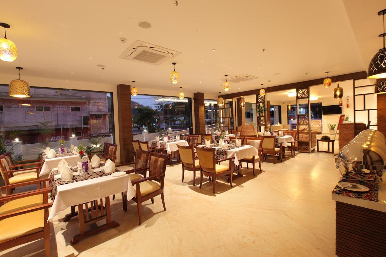 Muvattupuzha Hotel Maria Park מראה חיצוני תמונה