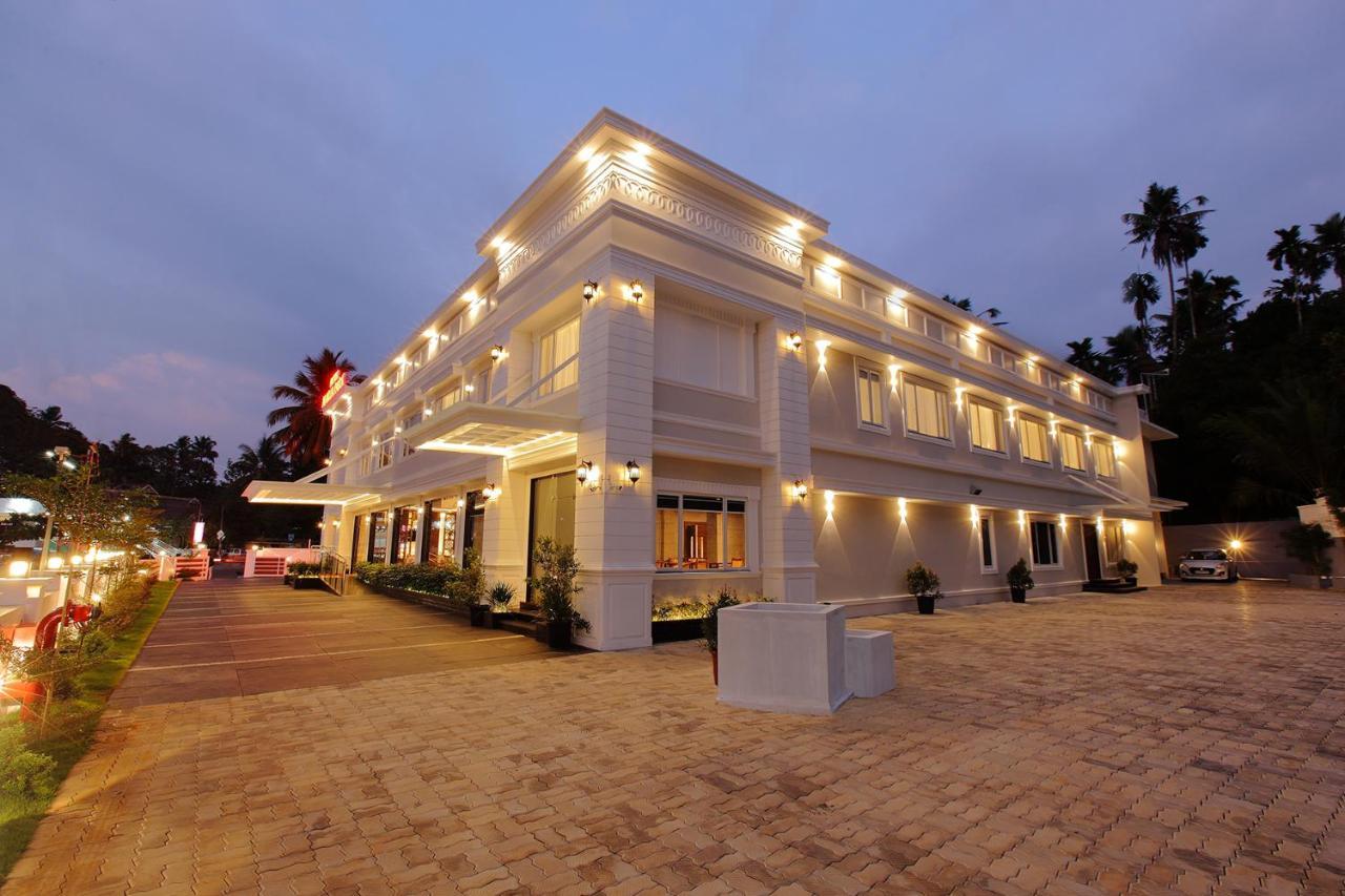 Muvattupuzha Hotel Maria Park מראה חיצוני תמונה