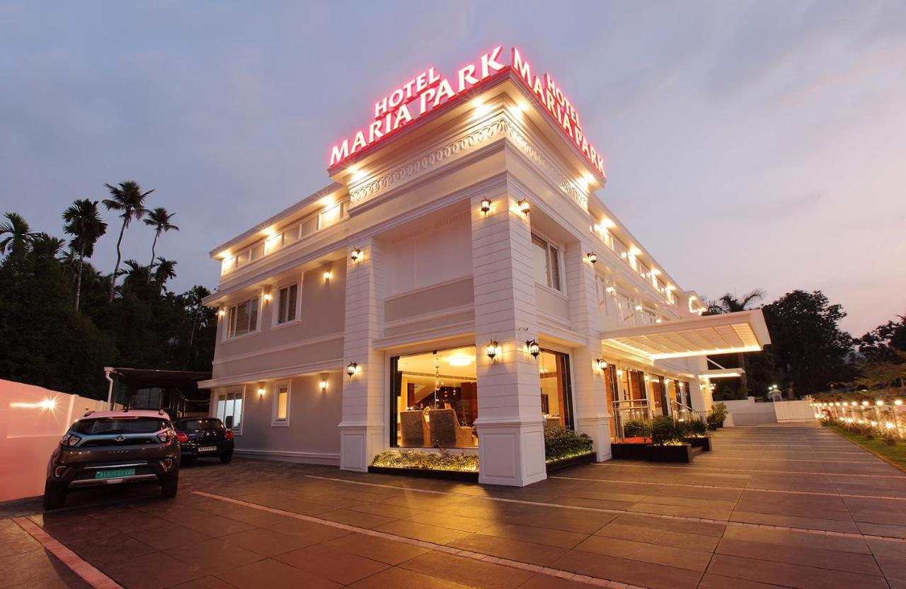 Muvattupuzha Hotel Maria Park מראה חיצוני תמונה