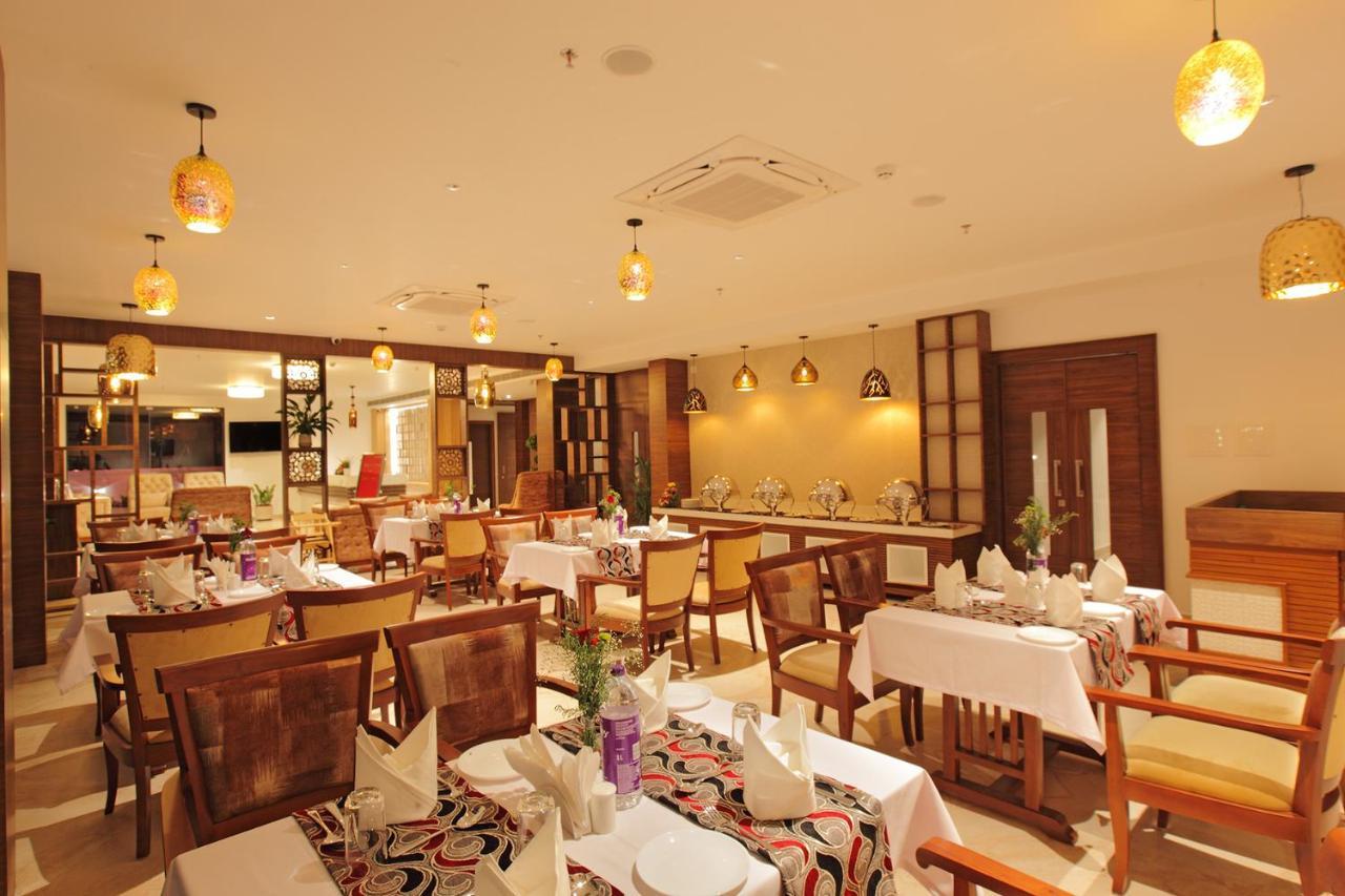 Muvattupuzha Hotel Maria Park מראה חיצוני תמונה